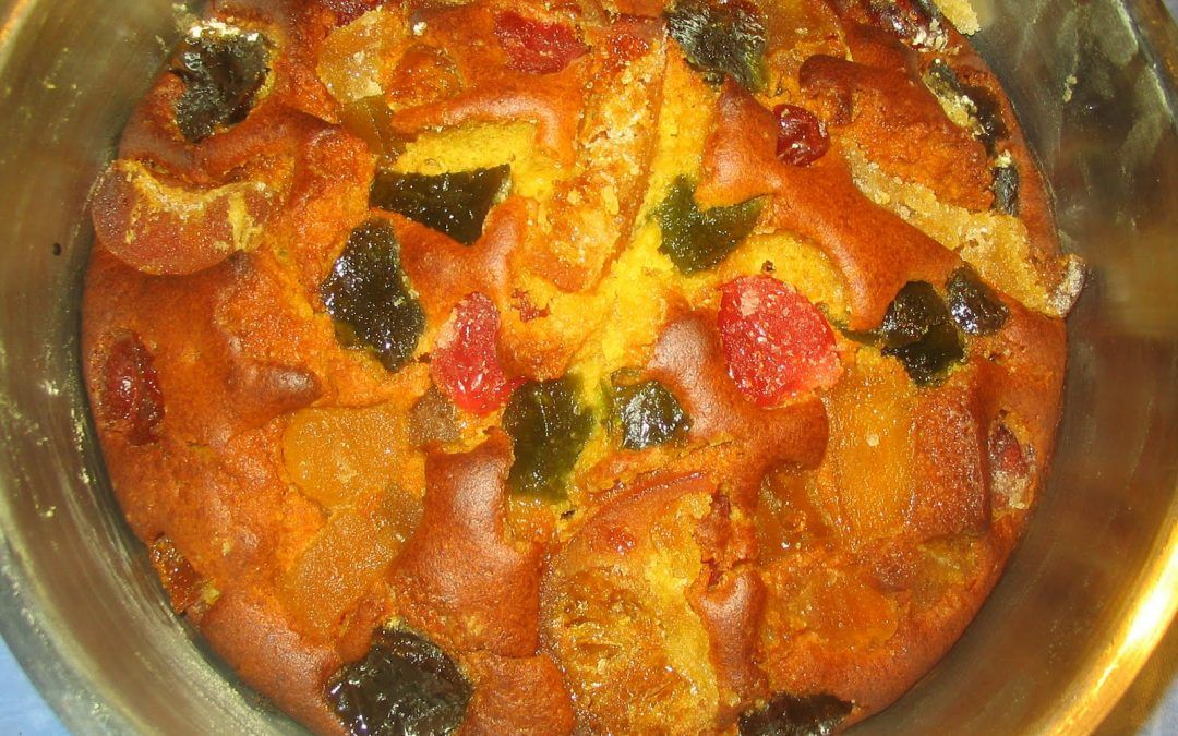 Bizcocho con fruta escarchada